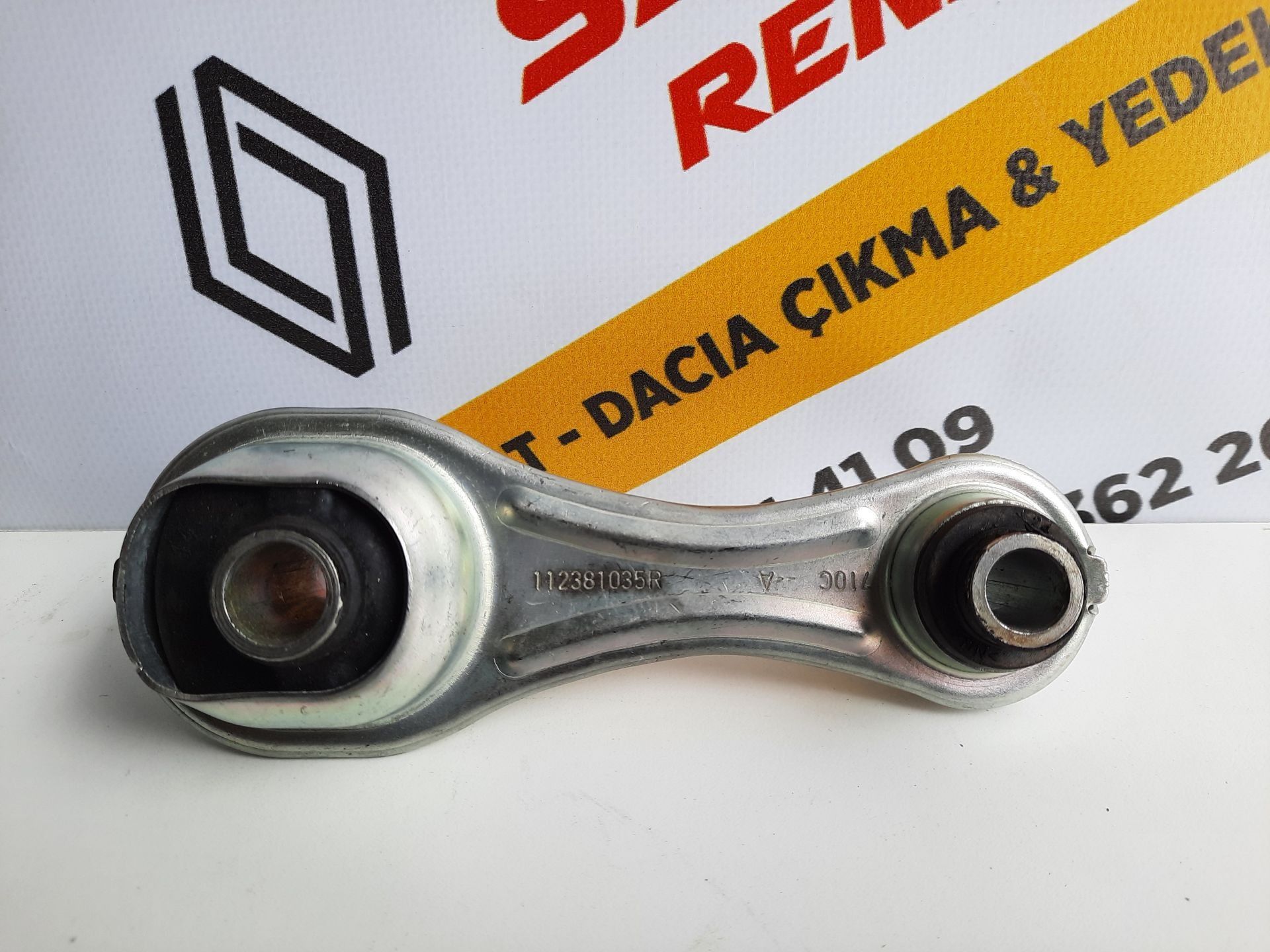 Dokker Sıfır Motor Alt Takozu 112381035R
