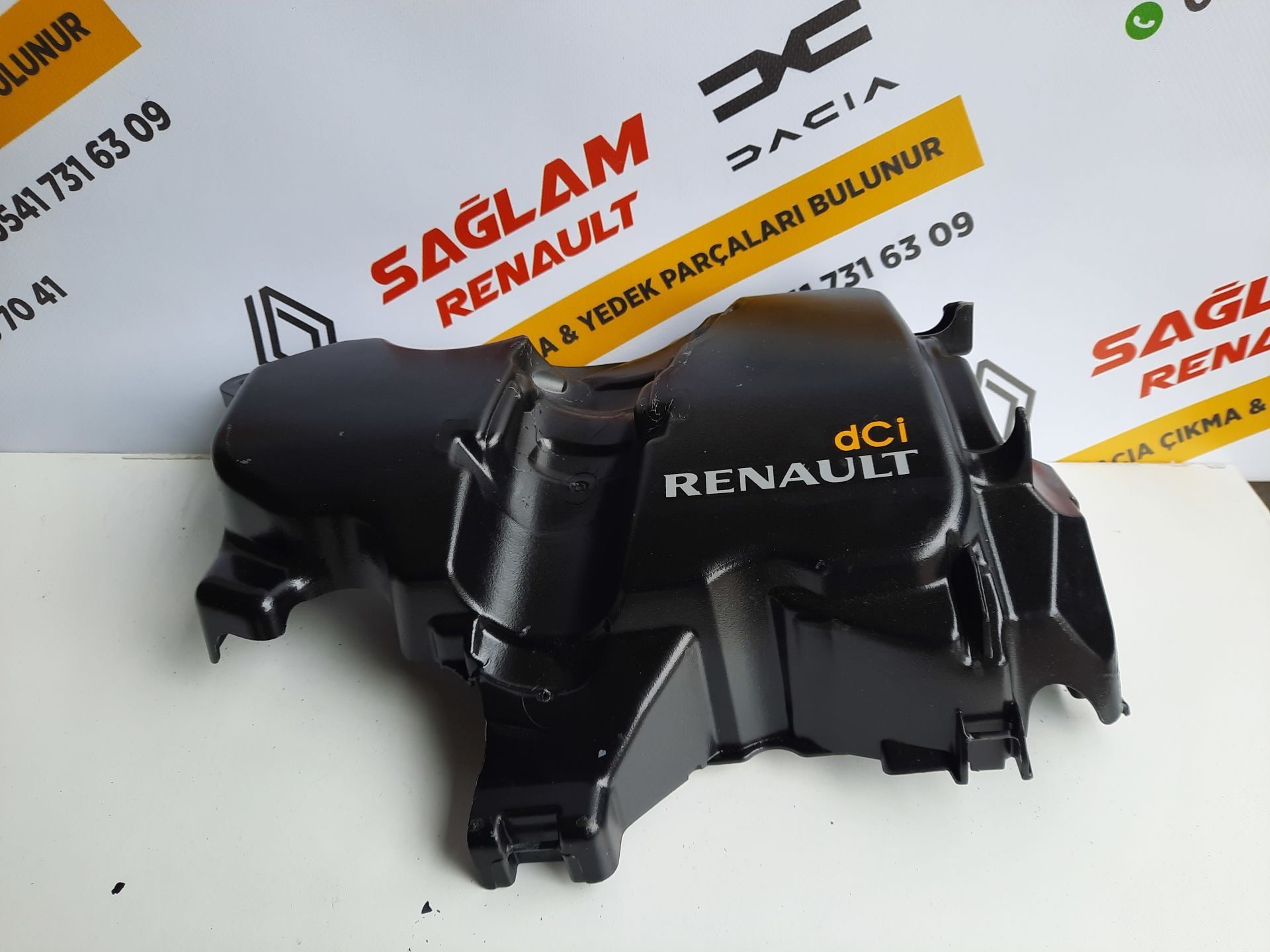 Megane 3 Sıfır Motor Üst Koruma Kapağı 175B15263R