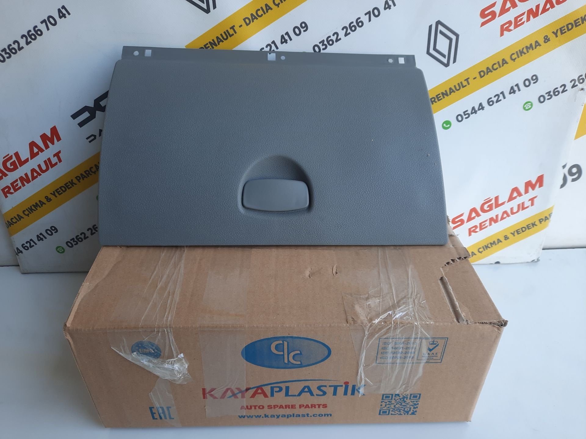 Symbol Thalia Sıfır Açık Gri Torpido Kapağı 681083300R KR-474