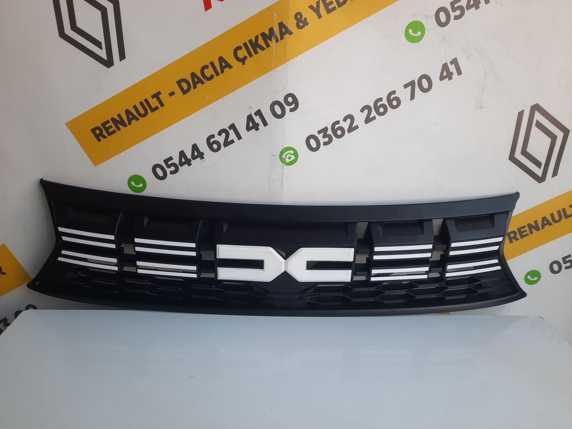Duster 2 Xjd Yeni Armalı 21-23 Sıfır İthal Ön Panjur 622547433R