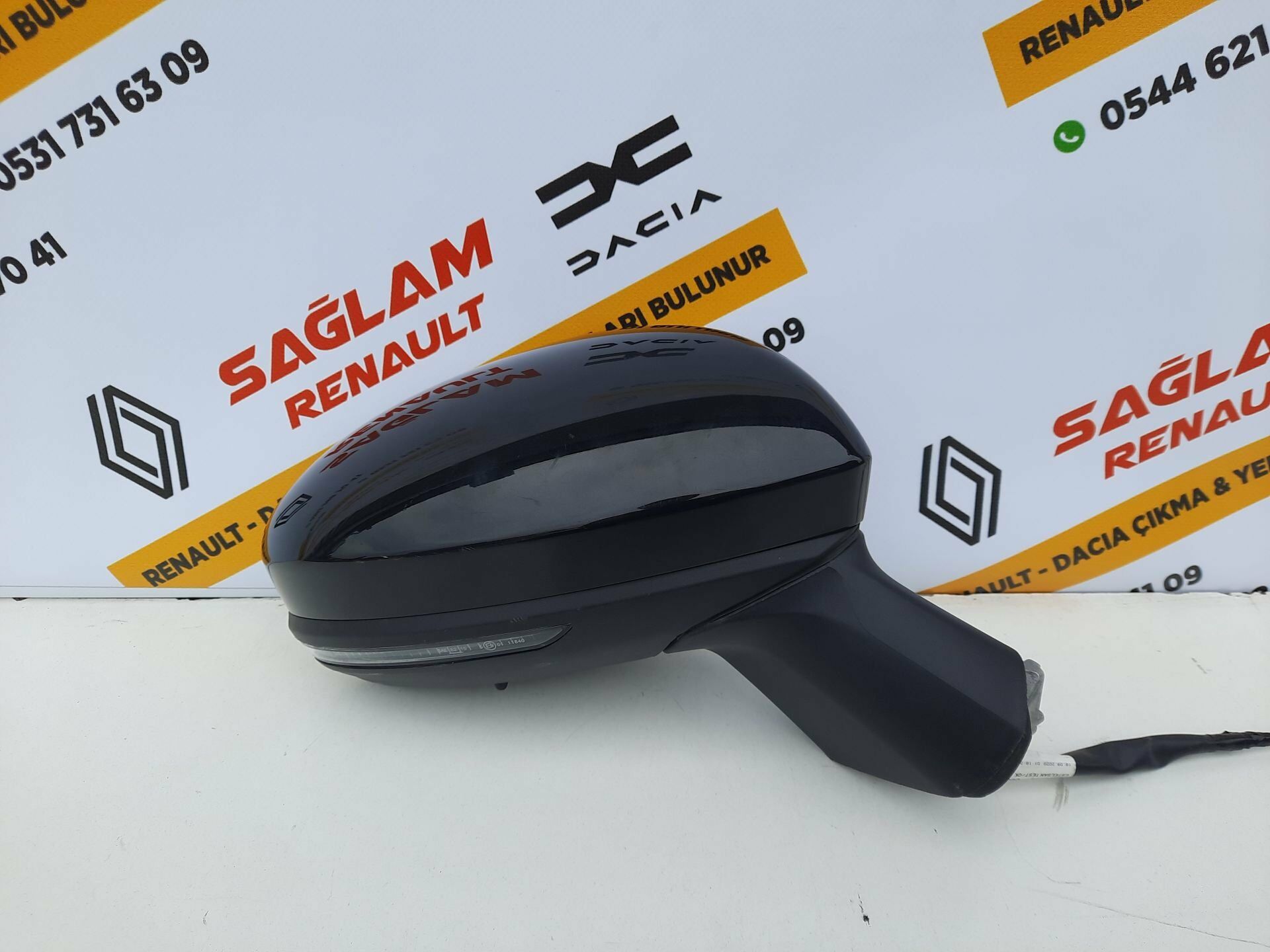 Clio 5 Otomatik Katlanır Sağ Ayna Çıkma 963017280R Yıldız Siyah