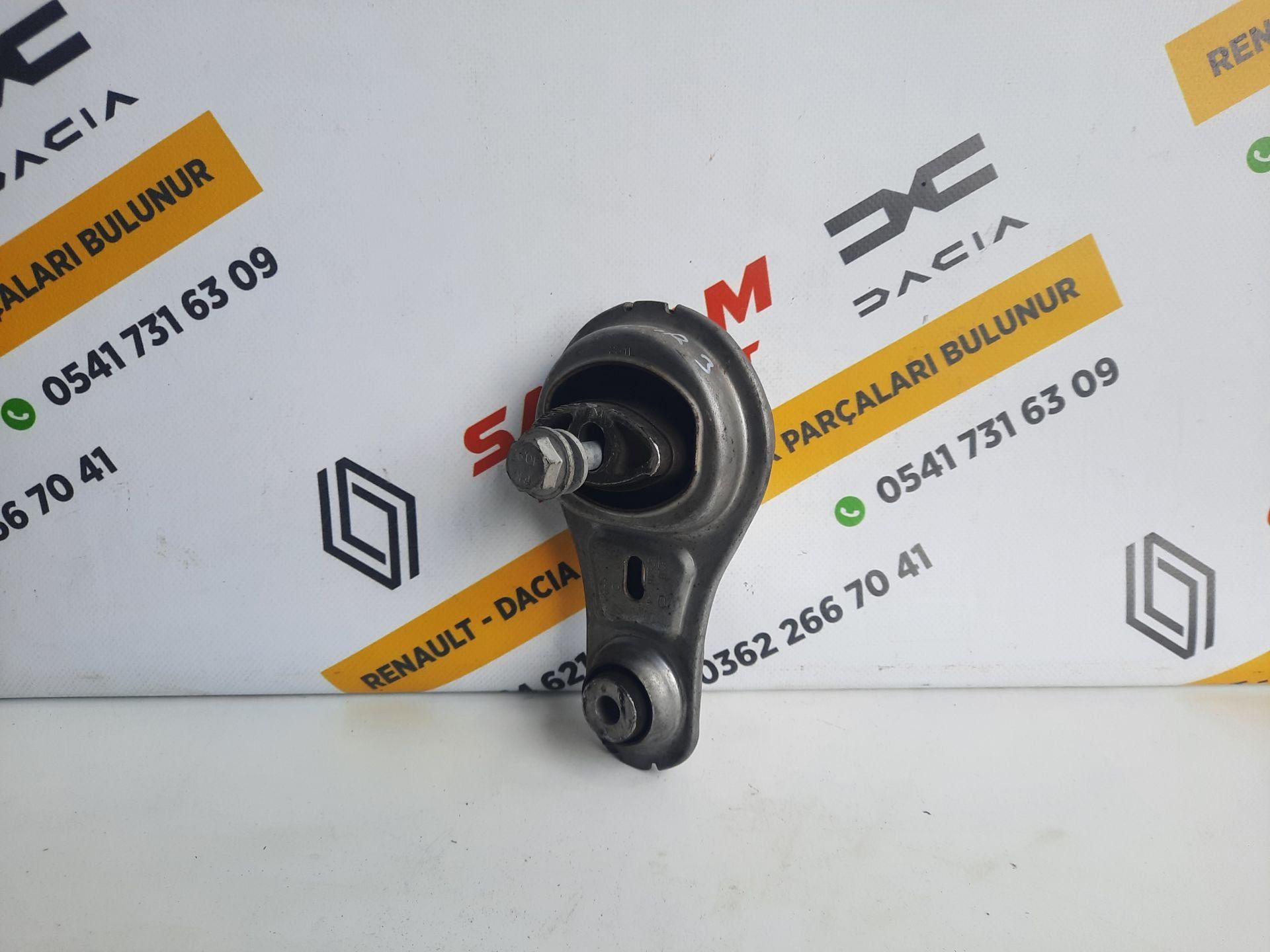 Primastar Arka Motor Takozu Orijinal Çıkma 93860700﻿