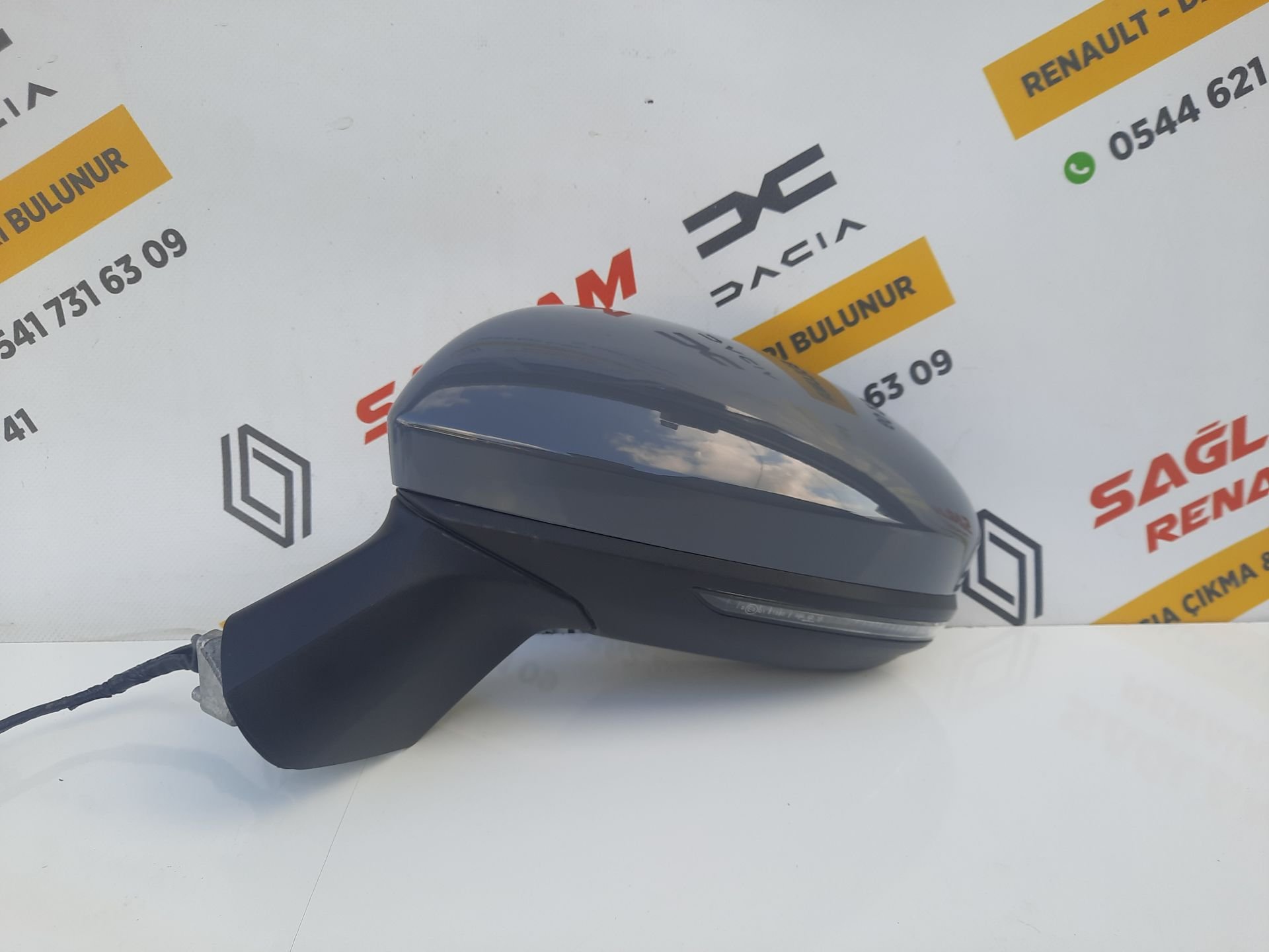 Clio 5 Elle Katlanır Sol Ayna Çıkma  963026687R Mineral Gri