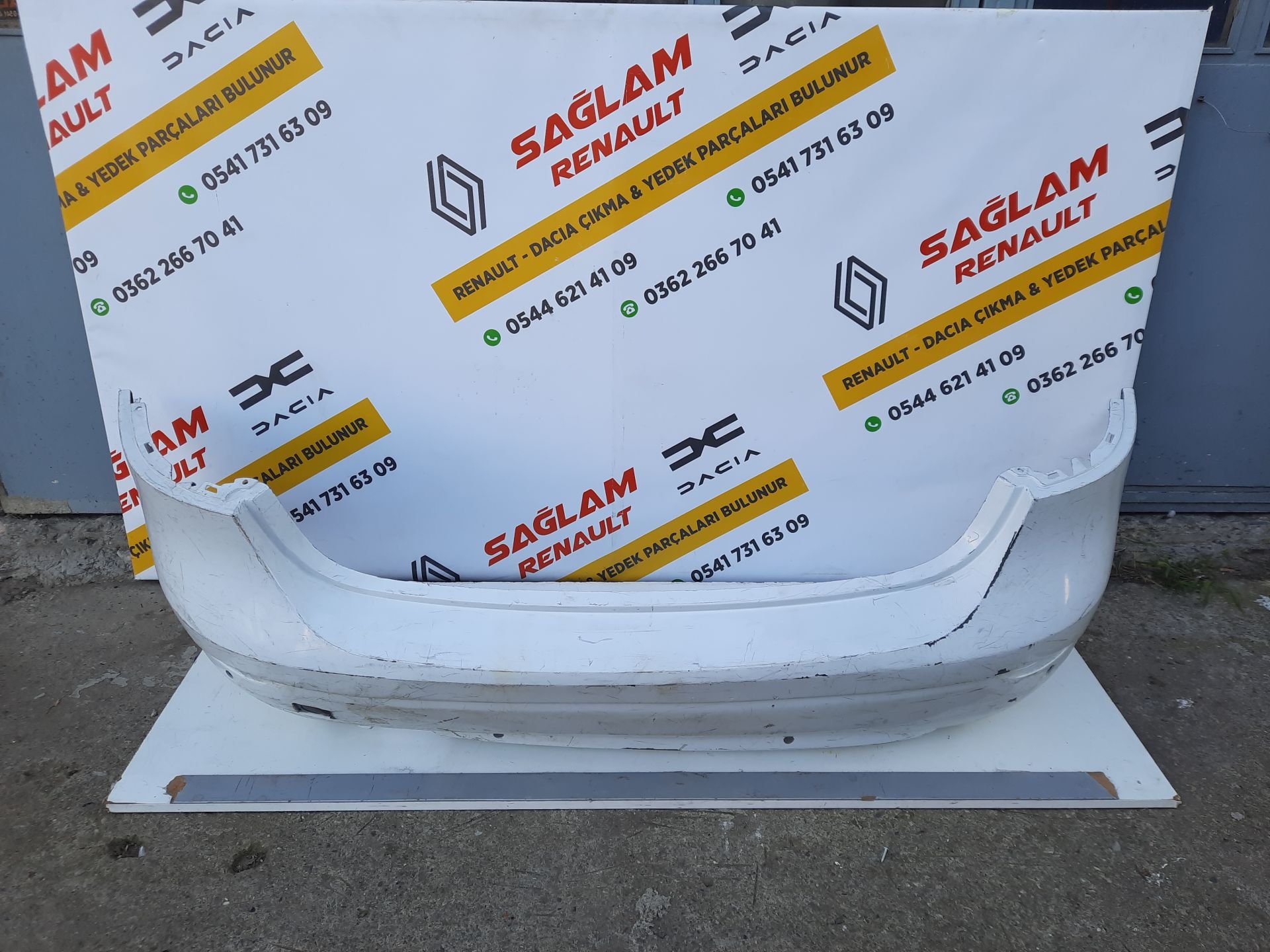 Fluence Orijinal Çıkma Arka Tampon﻿ 850229539R