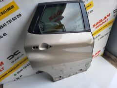 Captur 13-19 Orijinal Çıkma Sağ Arka Kapı Dolu 821521099R