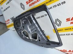 Clio 4 HB Orijinal Çıkma Sağ Arka Kapı 822761799R