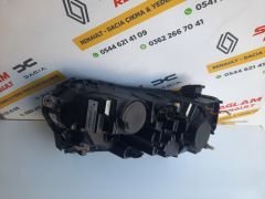 Duster 2 XJD 18-24 Orijinal Çıkma Ledli Sağ Far ( Camı Kırık ) 260101133R