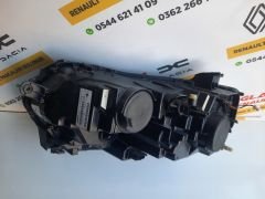 Duster 2 XJD 18-24 Orijinal Çıkma Ledli Sağ Far ( Camı Kırık ) 260101133R